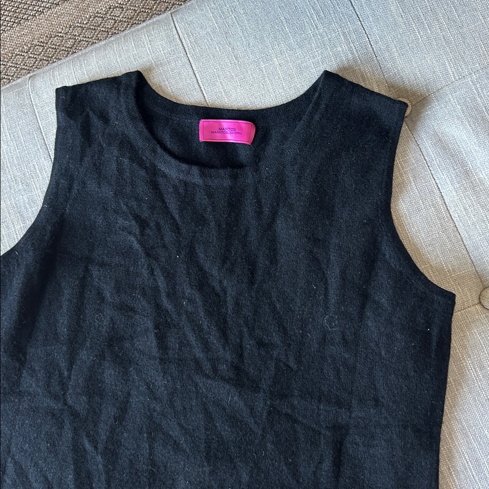 Manitos Classic Black Cashmere Knit Sweater Tank 
Size Large - Picture 4 of 8